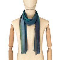silk-scarf-hand-painted-45x180cm-midnightblue-turquoise-skyblue-grey-green-otta-italy-2586