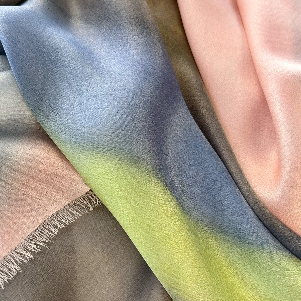 silk-scarf-hand-painted-90x200cm-grey-brown-green-blue-pink-otta-italy-2537